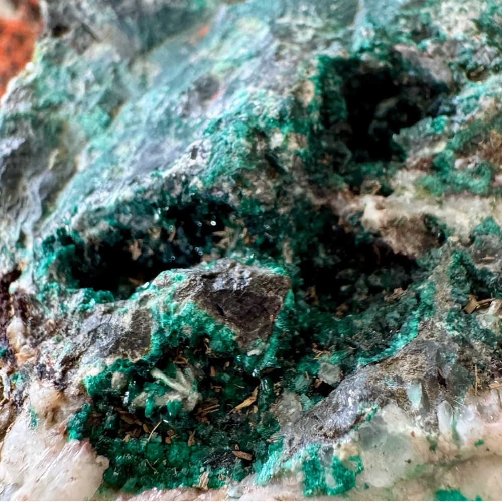 Emerald Green Malachite Crystalline Decor Accent - Picture 12 of 15